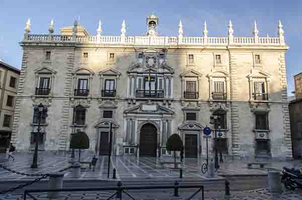 Granada 167 - Casa de los Pisa - museo de San Juan de Dios.jpg